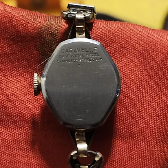 Vintage 50s or 60 Caravelle ladies watch - Picture 4 of 7